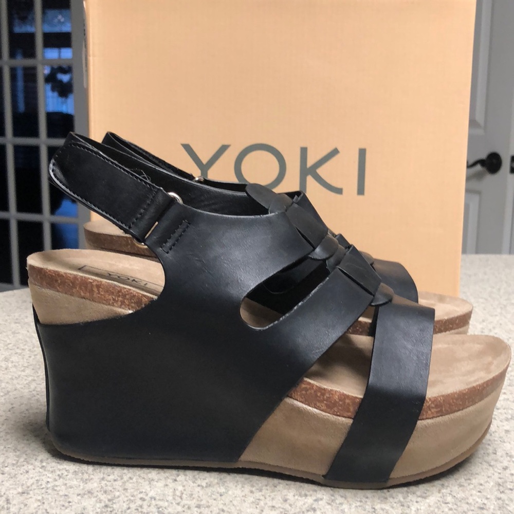 NWB!!! YOKI Black Wedge